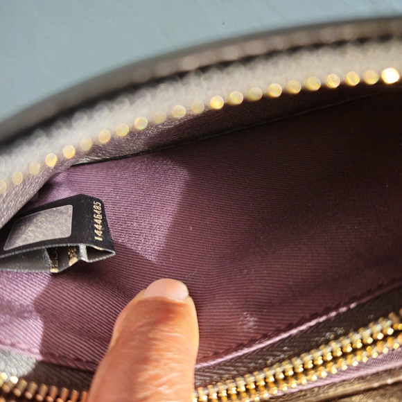 NWOT  S.Bulgari Metallic Calf Leather Authentic Logo, Collezione Brand Bvlgari - Picture 6 of 7